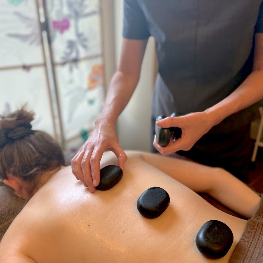Hot stone massage treatment